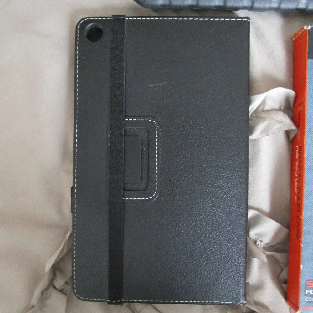 lot of three tablet cases